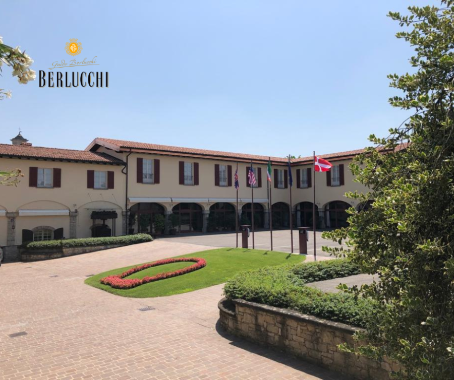 Crama Berlucchi a produs primul vin spumant Franciacorta din lume
