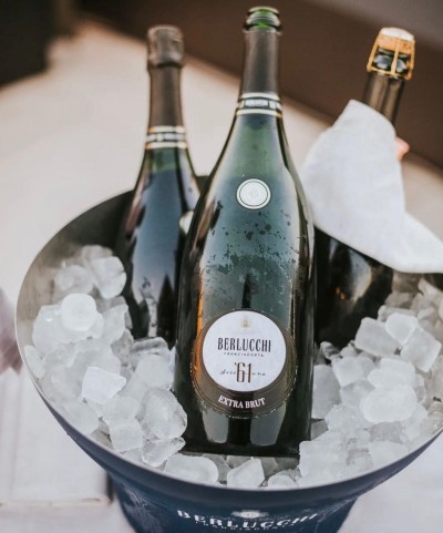 61 Franciacorta Extra Brut (cutie lemn) - 6 L